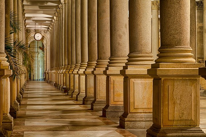 Colonnades with mineral springs